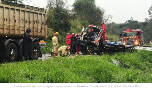 Goionews Caminhoneiro Fica Preso S Ferragens Em Grave Acidente Na Br